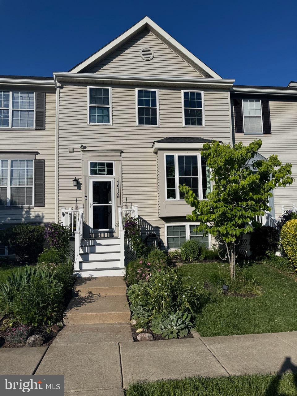 10186 SPEEDWELL COURT