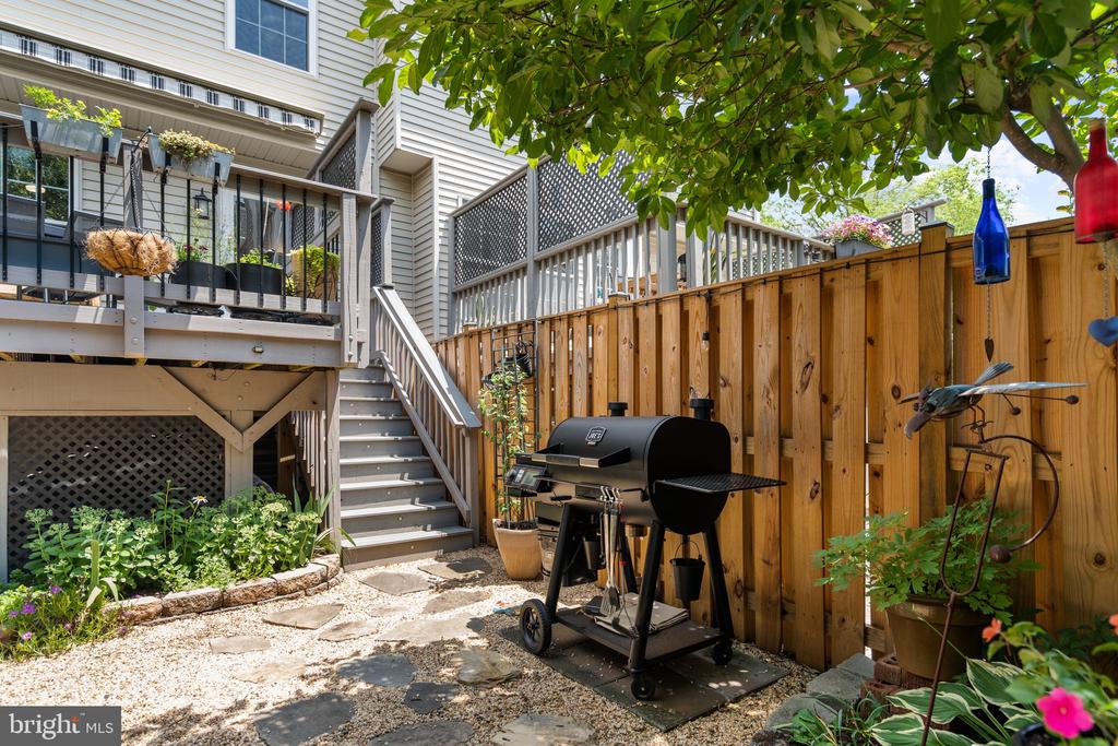 10186 SPEEDWELL COURT