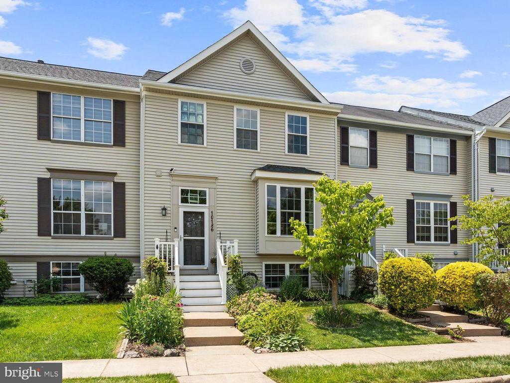 10186 SPEEDWELL COURT