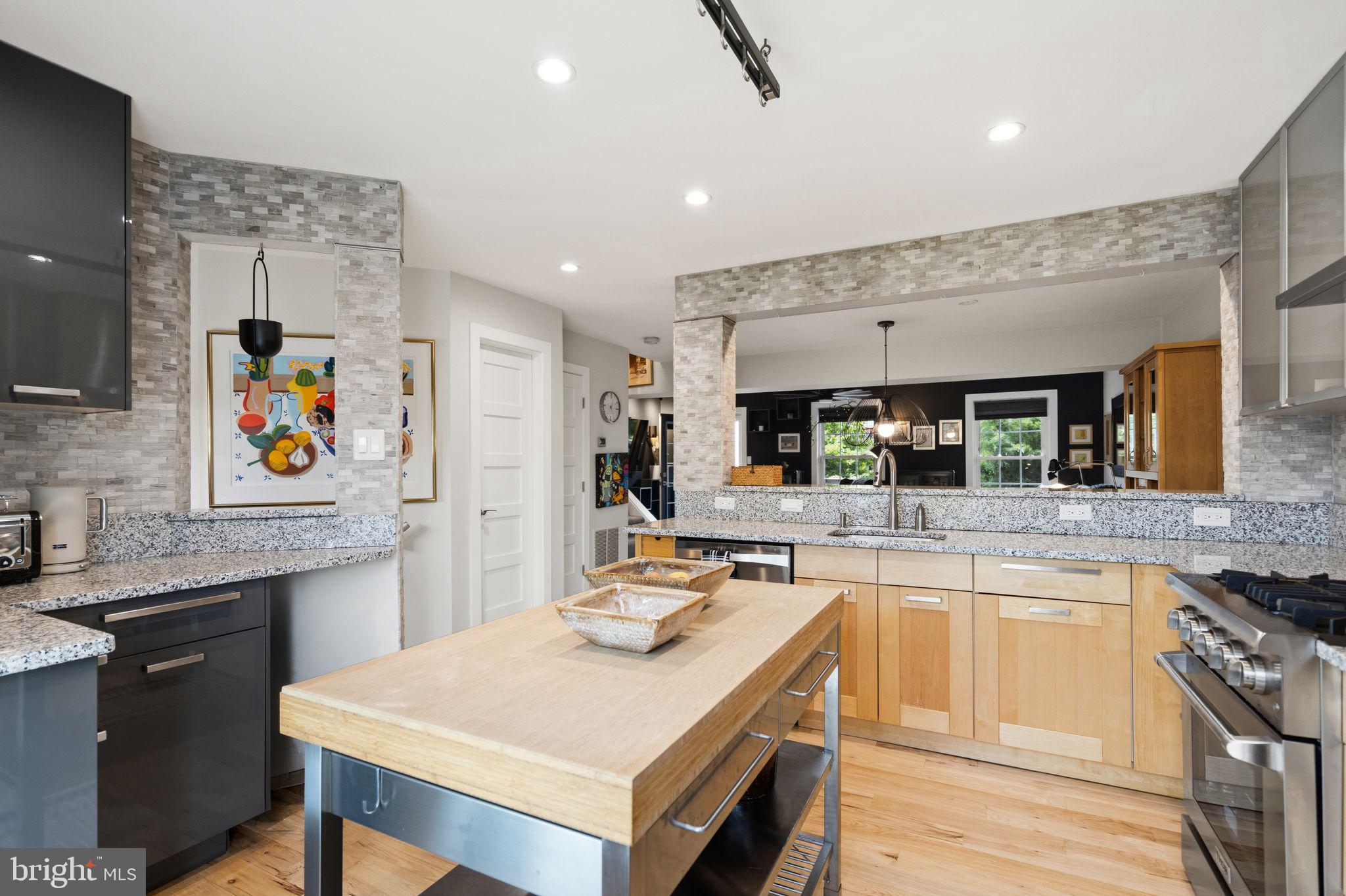 10186 SPEEDWELL COURT