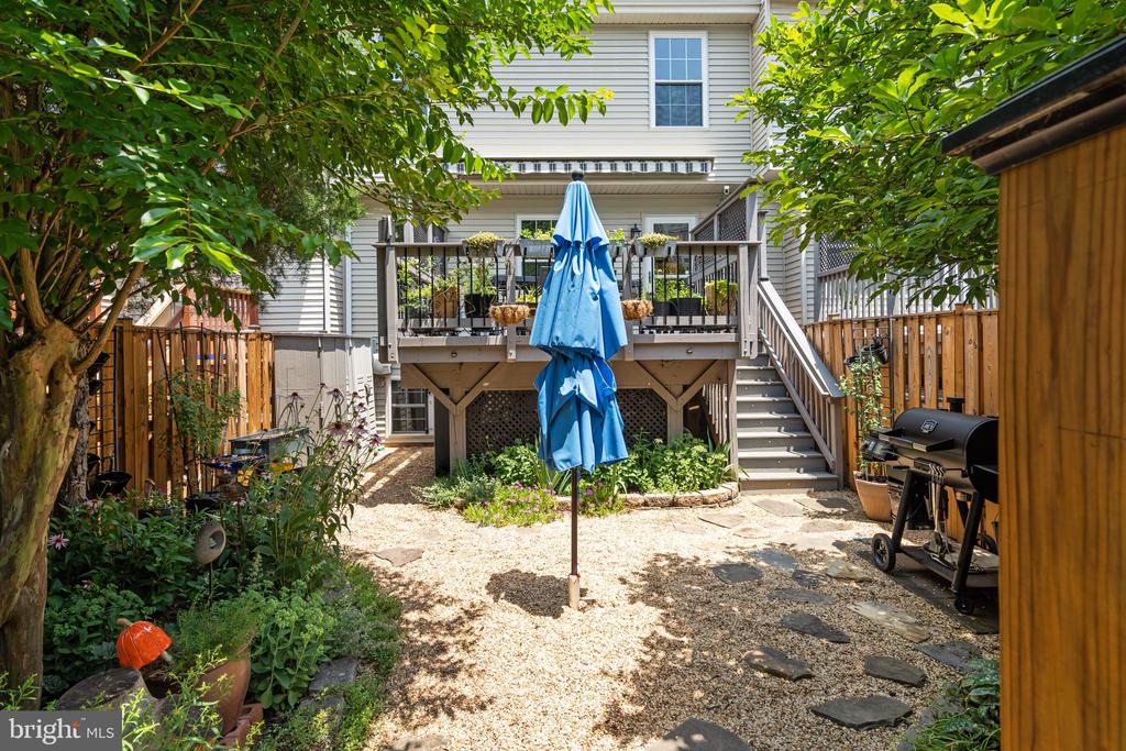 10186 SPEEDWELL COURT
