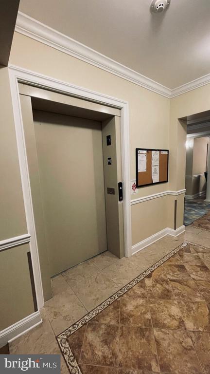 10275 FOUNTAIN CIRCLE Unit: 306