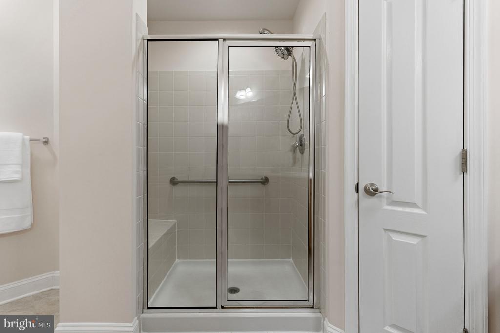 10275 FOUNTAIN CIRCLE Unit: 306