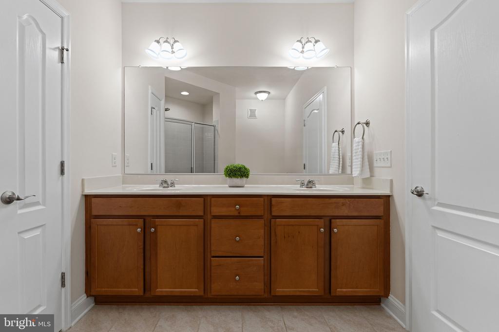 10275 FOUNTAIN CIRCLE Unit: 306