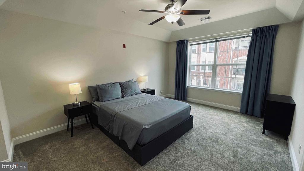10275 FOUNTAIN CIRCLE Unit: 306