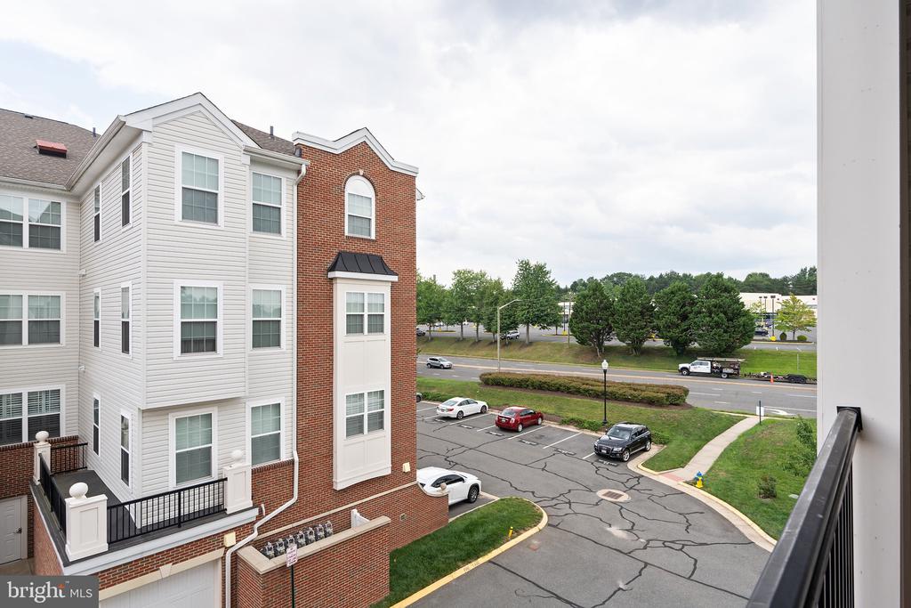 10275 FOUNTAIN CIRCLE Unit: 306