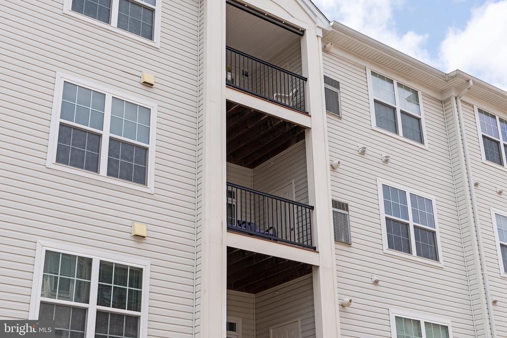 10275 FOUNTAIN CIRCLE Unit: 306