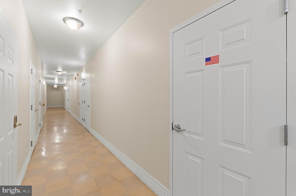 10275 FOUNTAIN CIRCLE Unit: 306