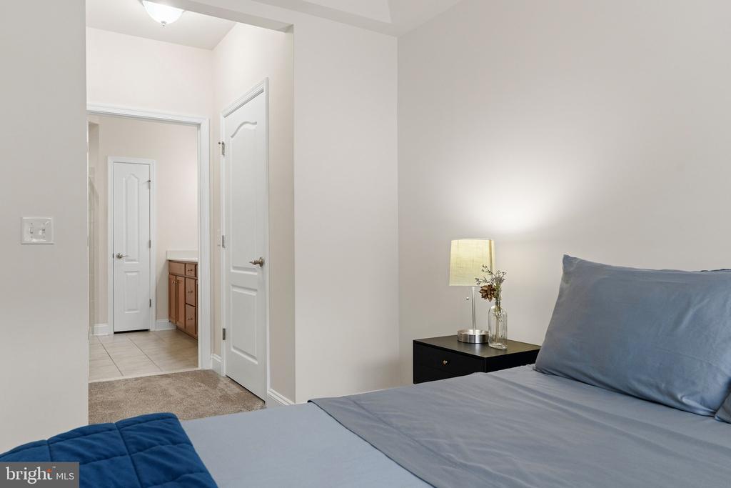 10275 FOUNTAIN CIRCLE Unit: 306