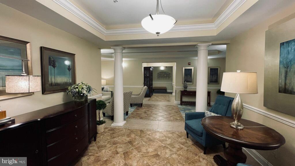10275 FOUNTAIN CIRCLE Unit: 306
