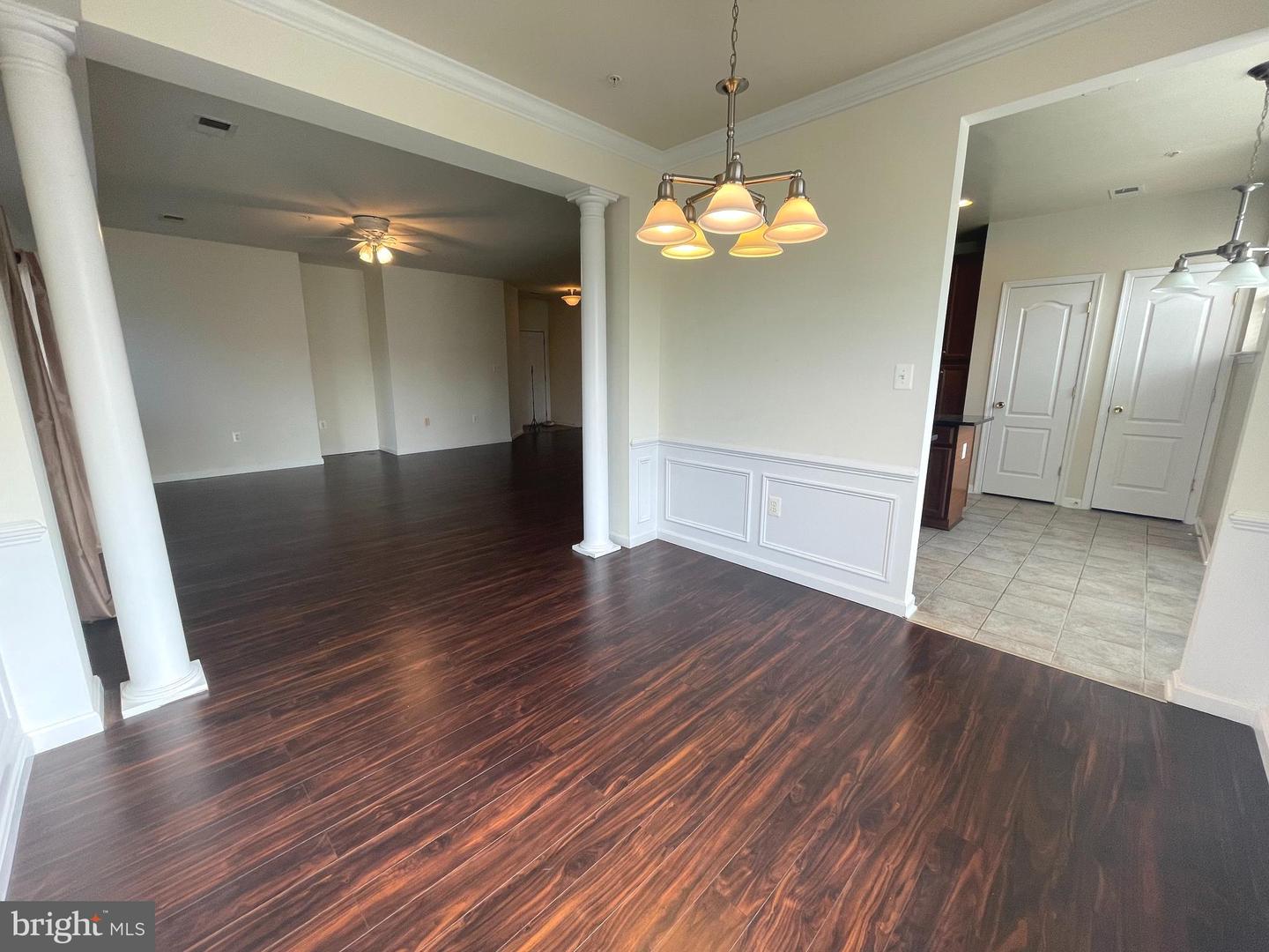 9720 Holmes Pl #Unit 407