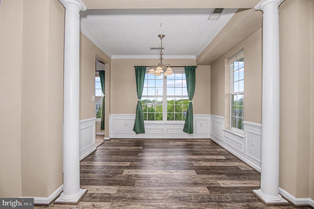 9713 HANDERSON PLACE UNIT 407