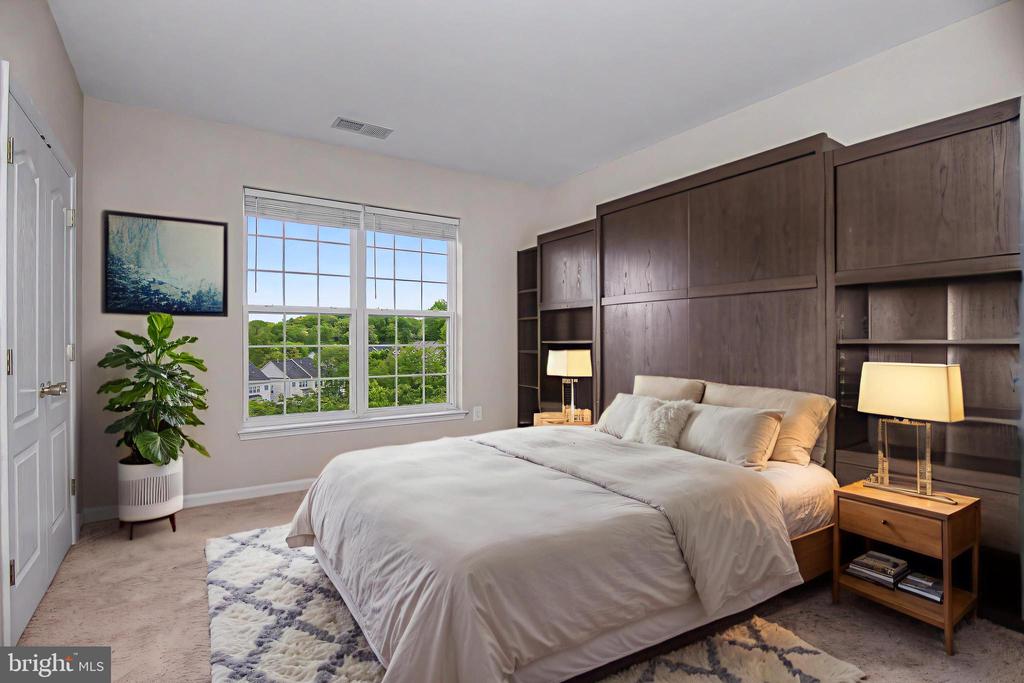 9713 HANDERSON PLACE UNIT 407