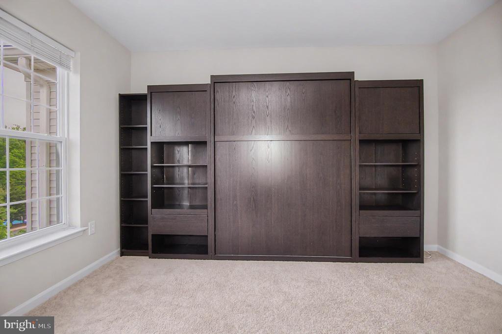 9713 HANDERSON PLACE UNIT 407