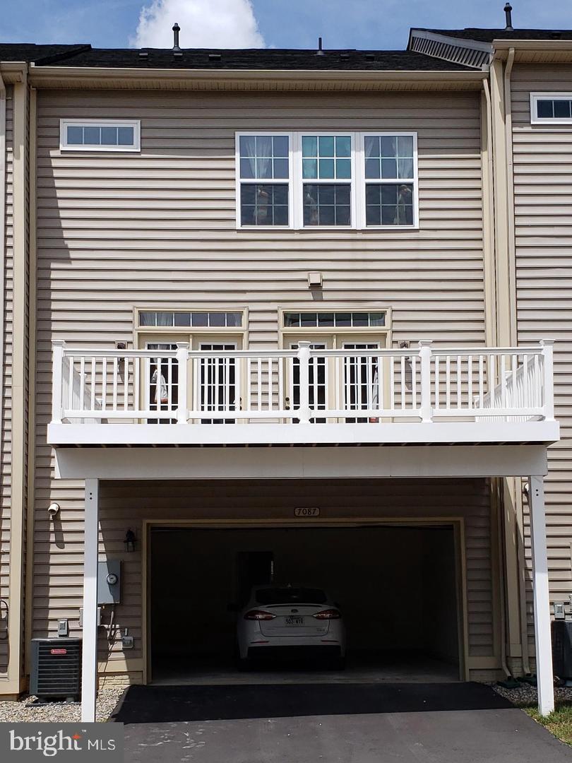 7087 Darbey Knoll Dr