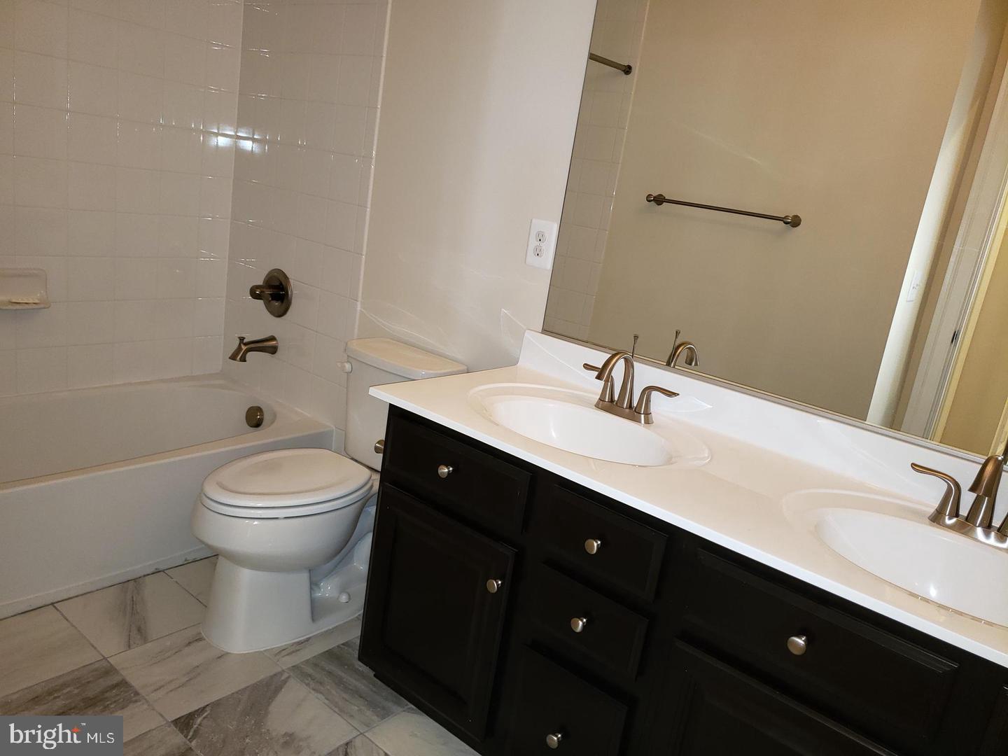 7087 Darbey Knoll Dr