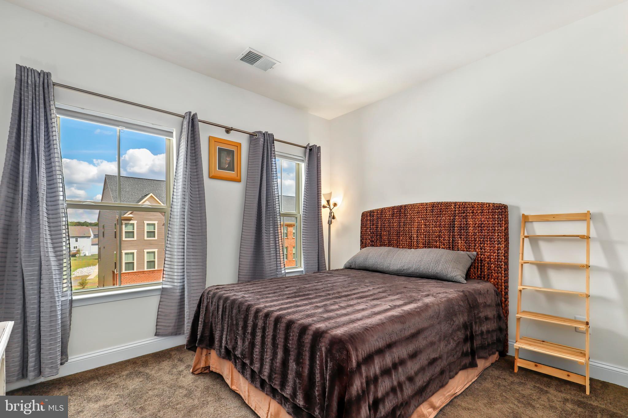 10442 Steeplechase Run Ln