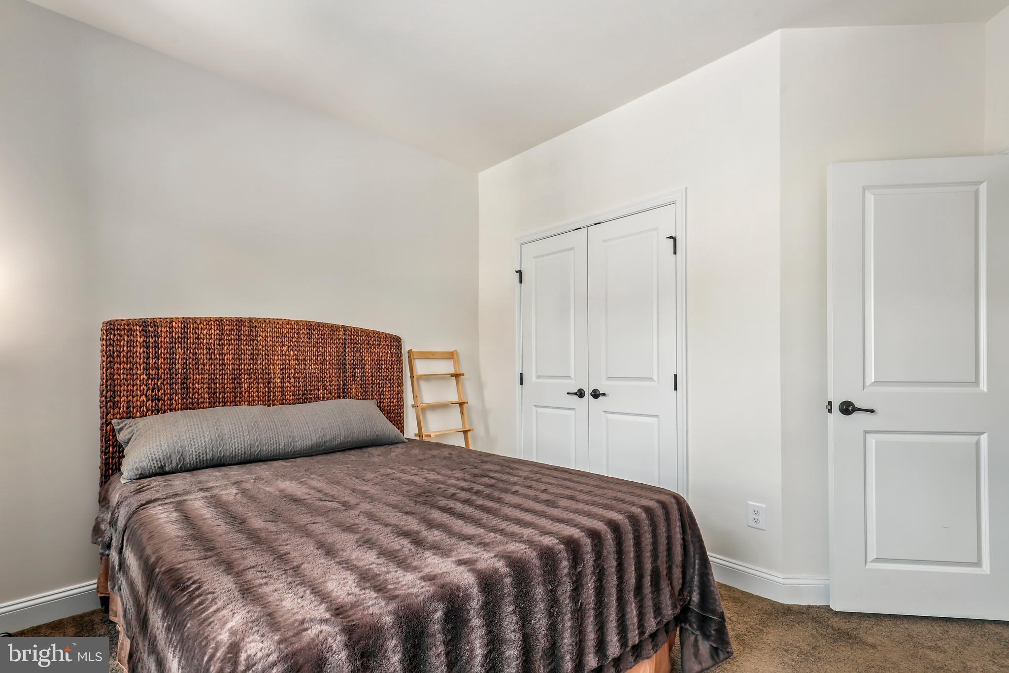 10442 Steeplechase Run Ln