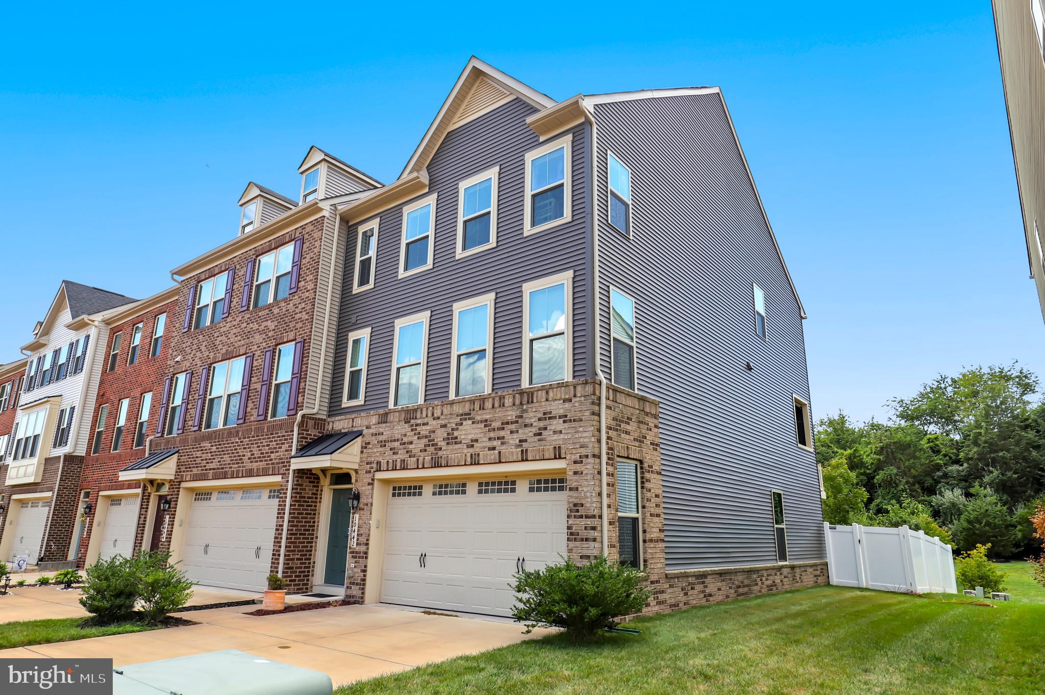 10442 Steeplechase Run Ln