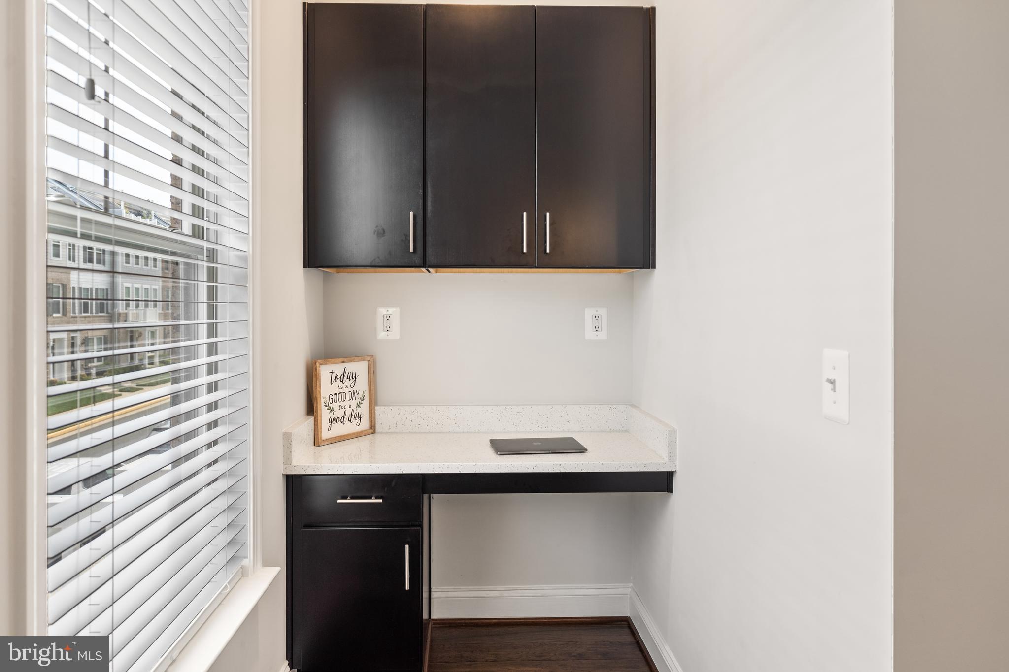 1931 GREENBRIAR HALL RD