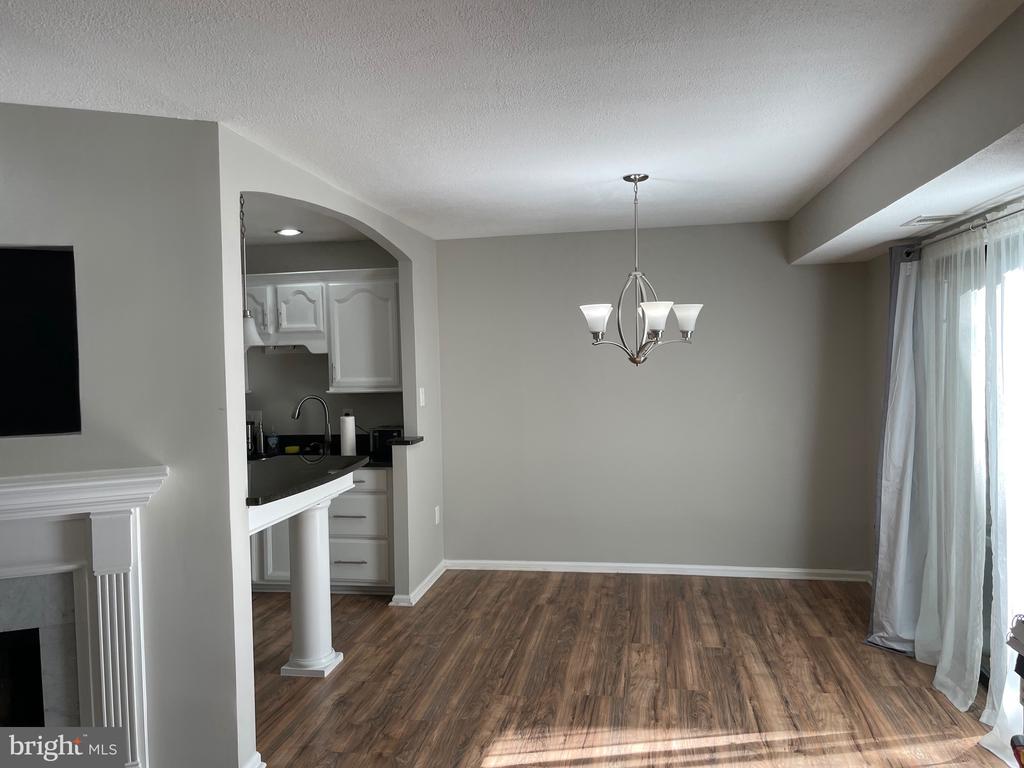 2816 CHABLIS CIR