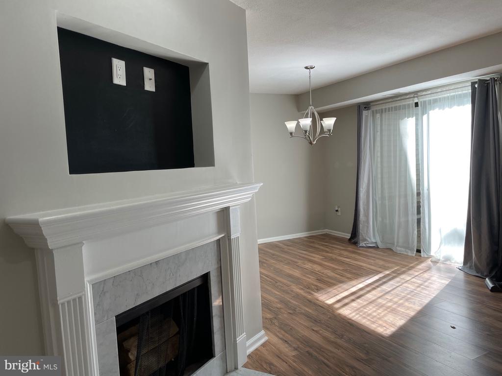 2816 CHABLIS CIR