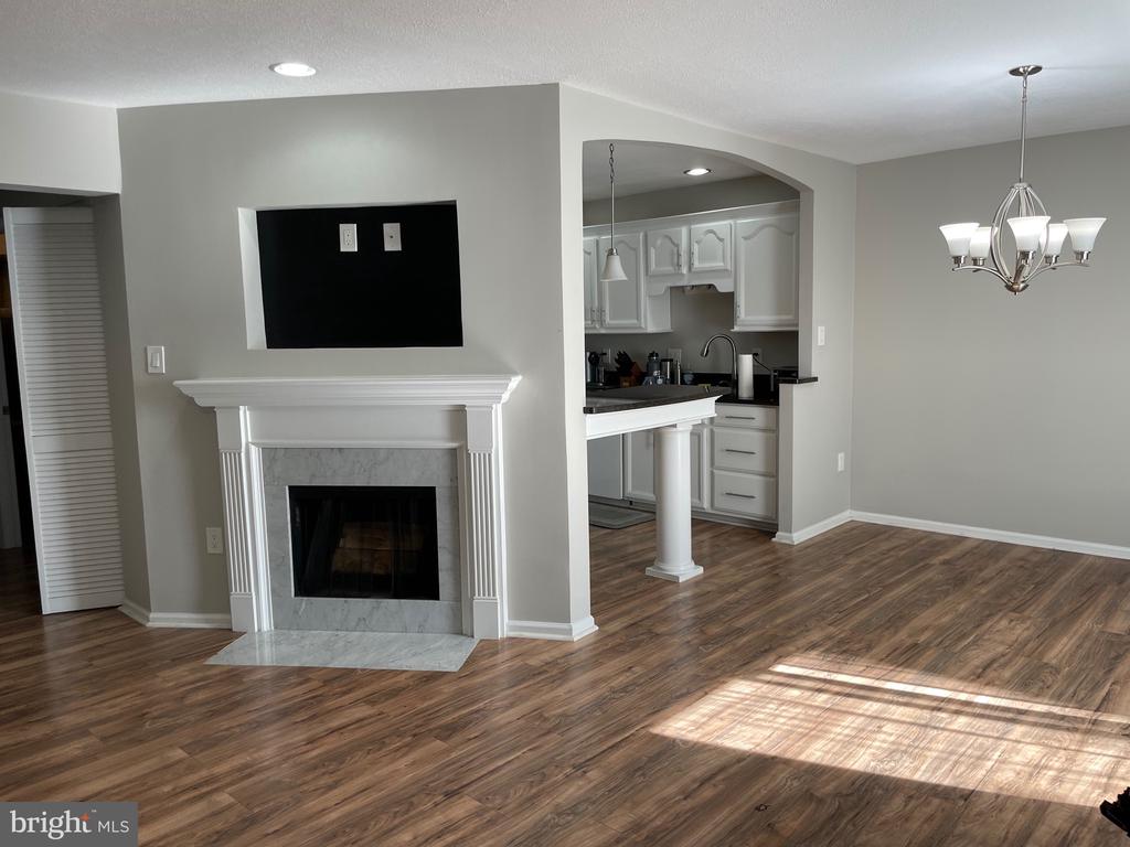 2816 CHABLIS CIR