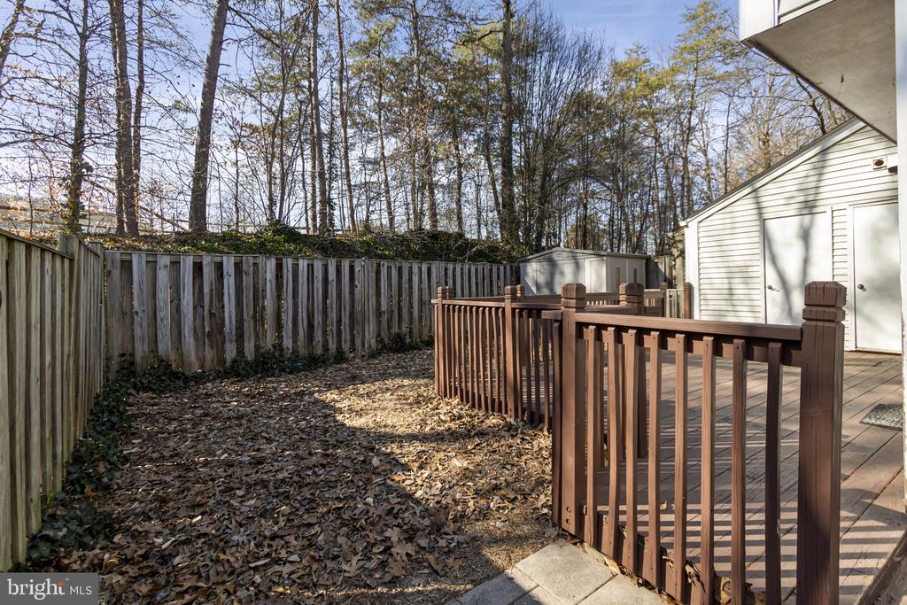 12228 Nutmeg Ct