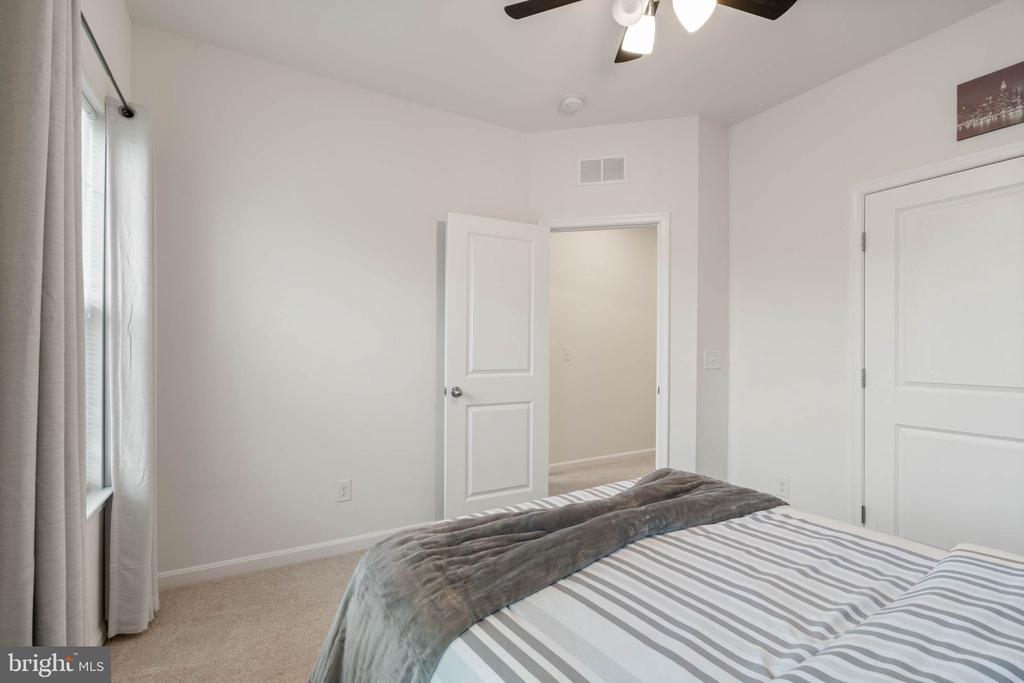 5030 Melissa Pl