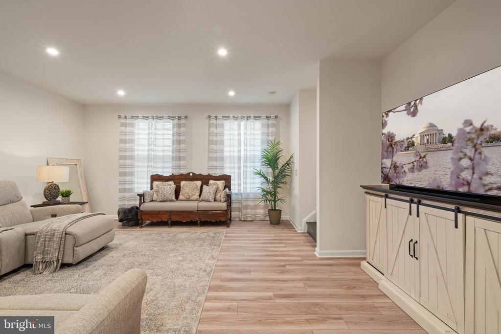 5030 Melissa Pl