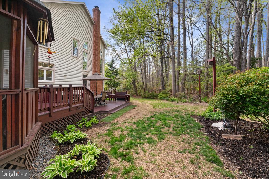 7858 Meadowgate Dr
