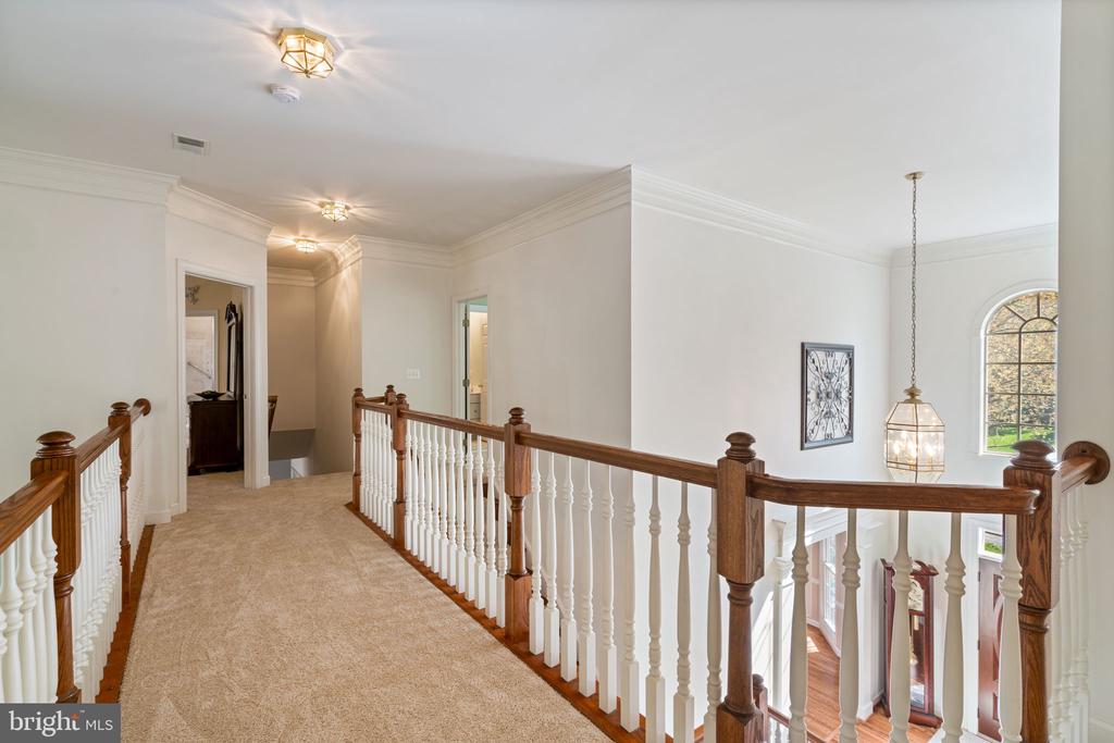 7858 Meadowgate Dr