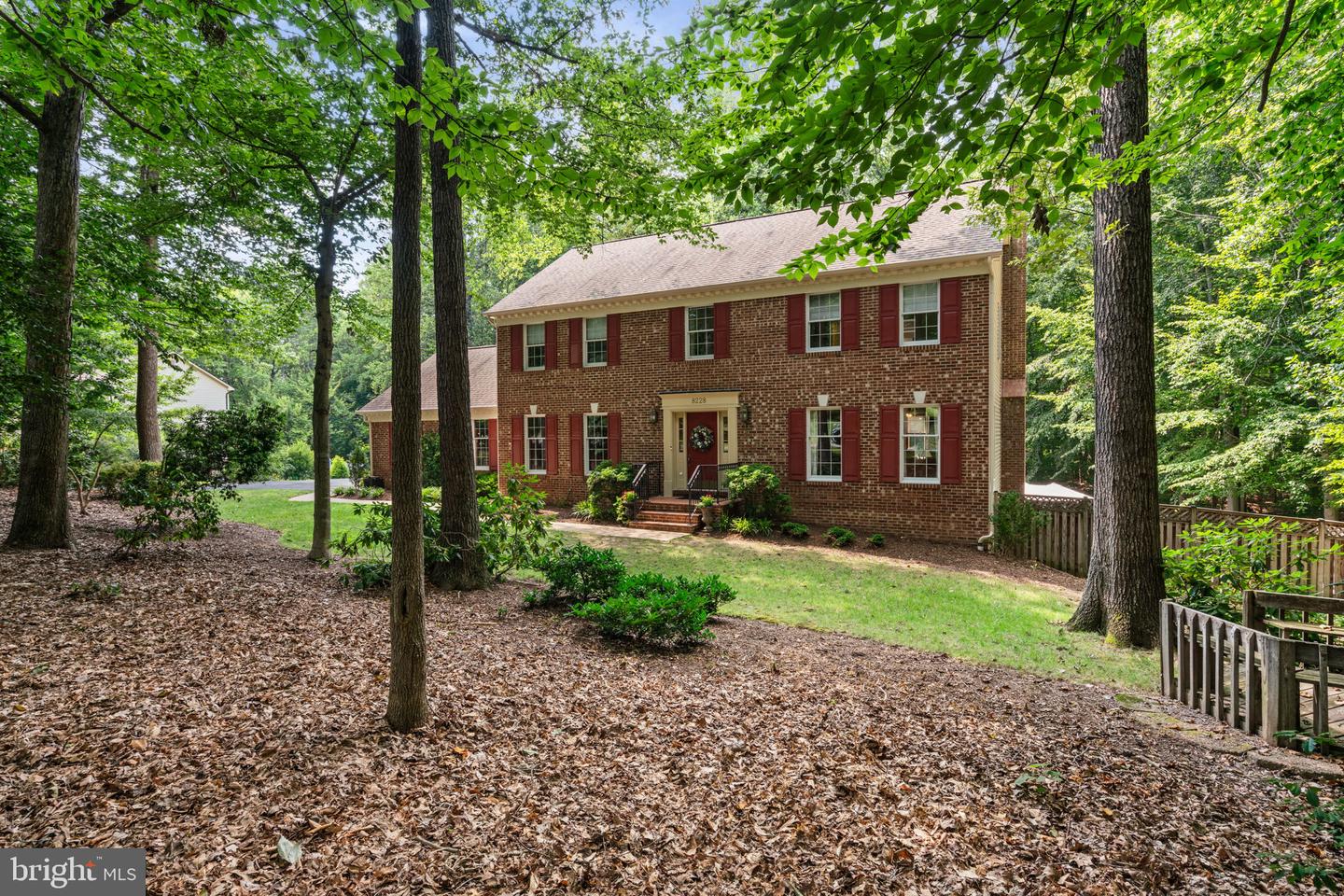 8228 Honeysuckle Rd