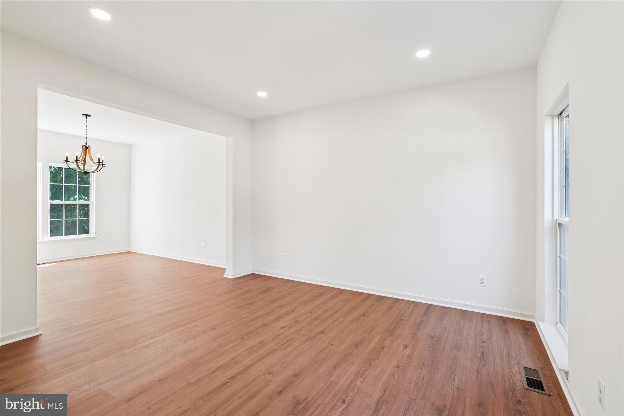 13235 AMBLEWOOD DRIVE