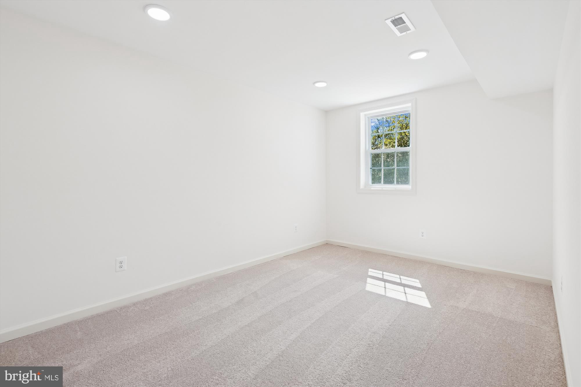 13235 AMBLEWOOD DRIVE