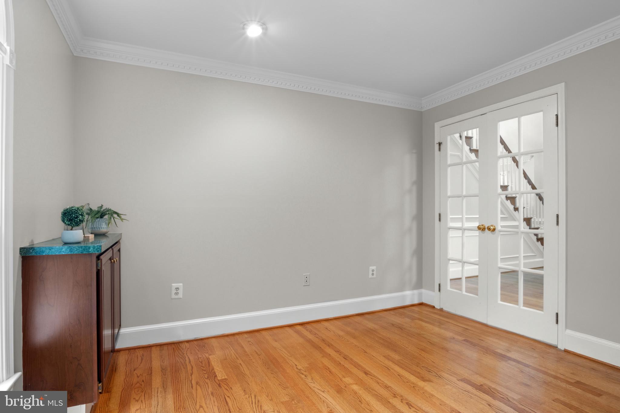 10201 LEATHERLEAF COURT