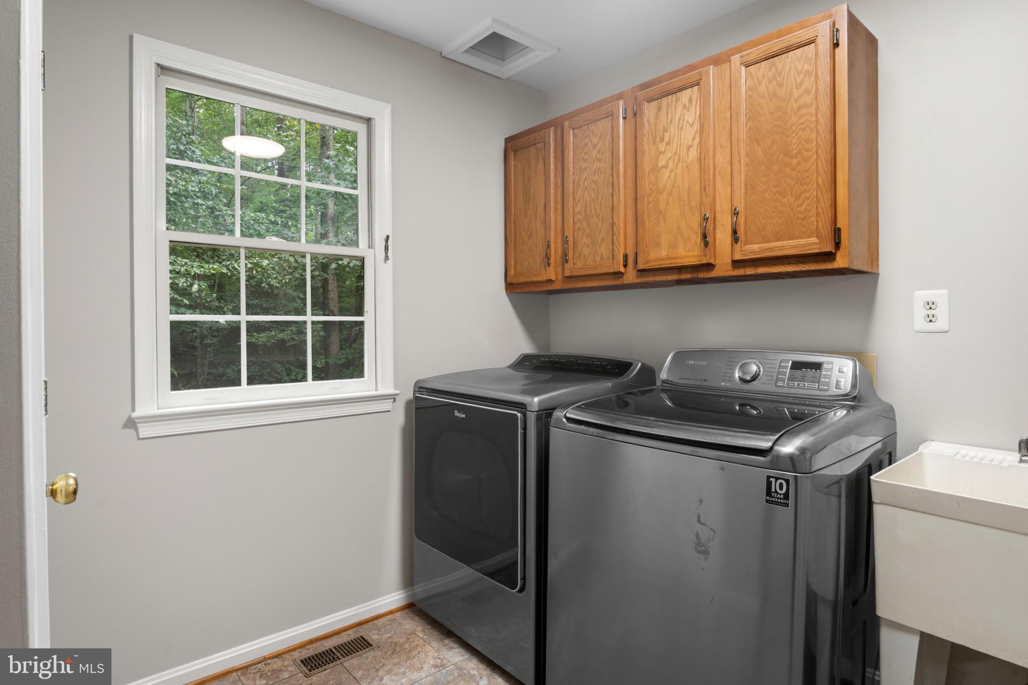 10201 LEATHERLEAF COURT