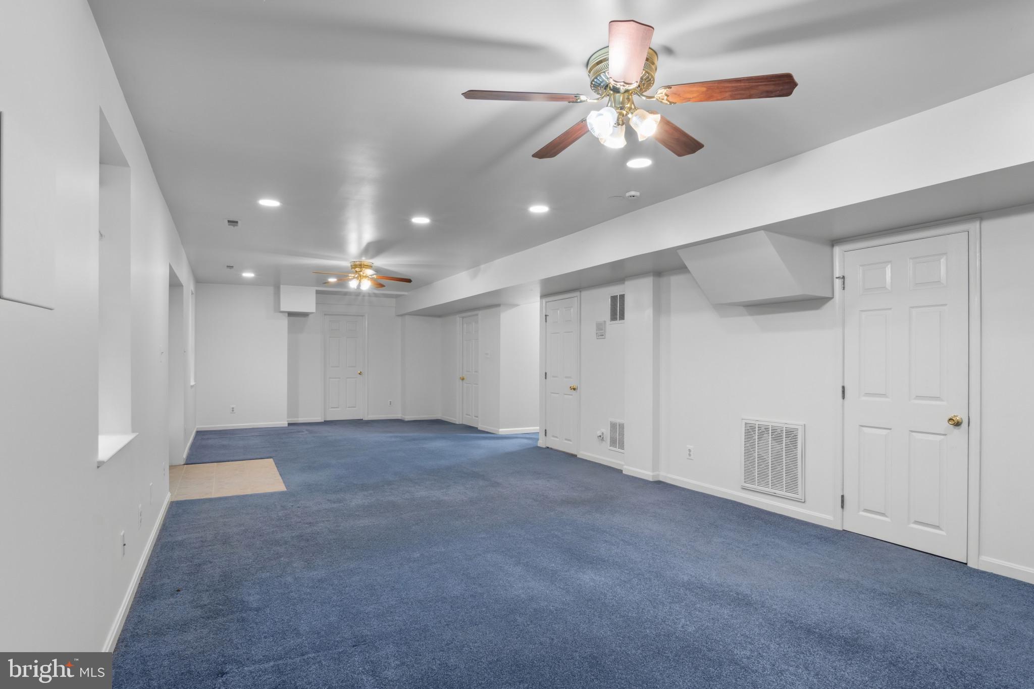 10201 LEATHERLEAF COURT