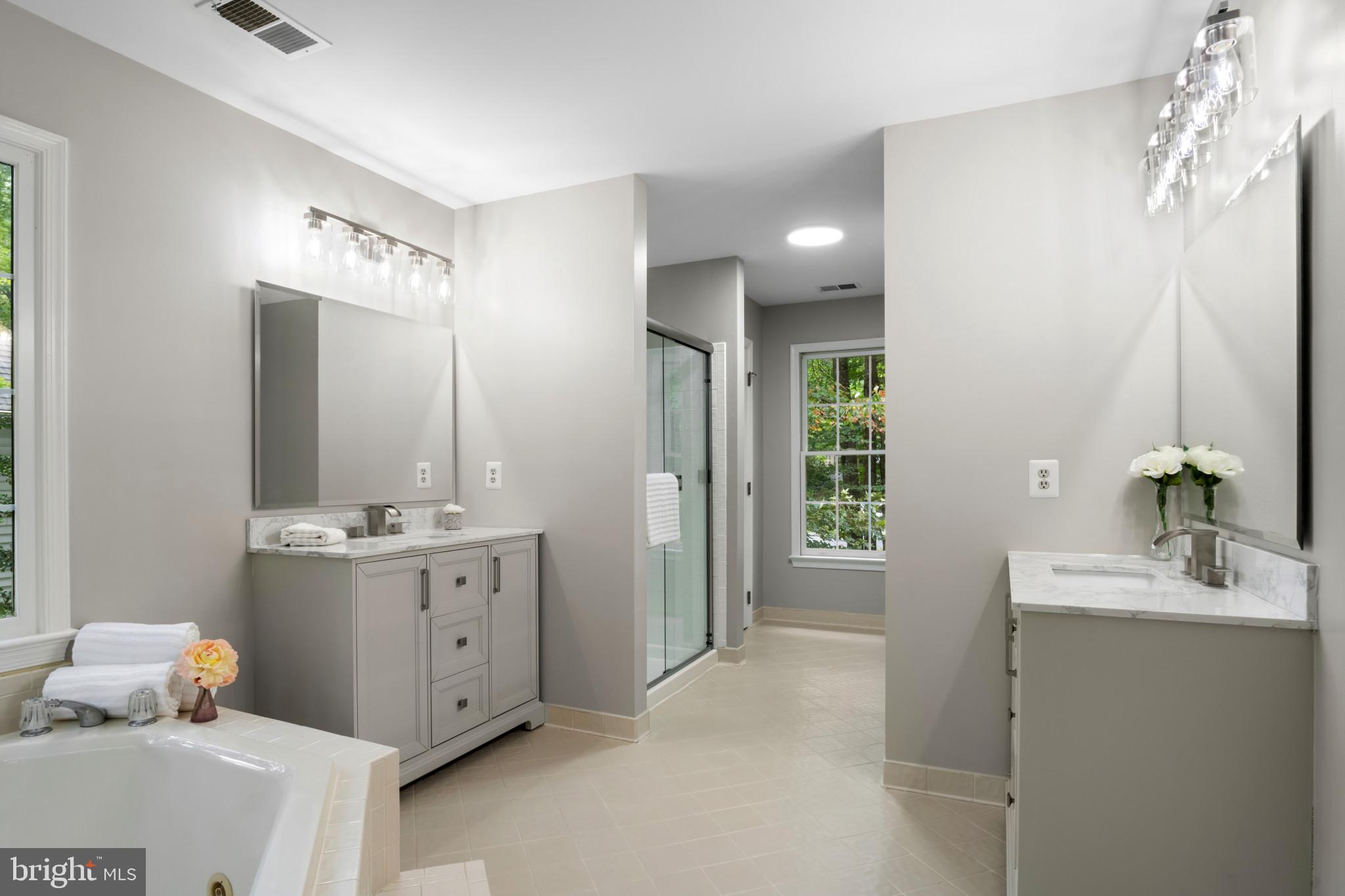 10201 LEATHERLEAF COURT