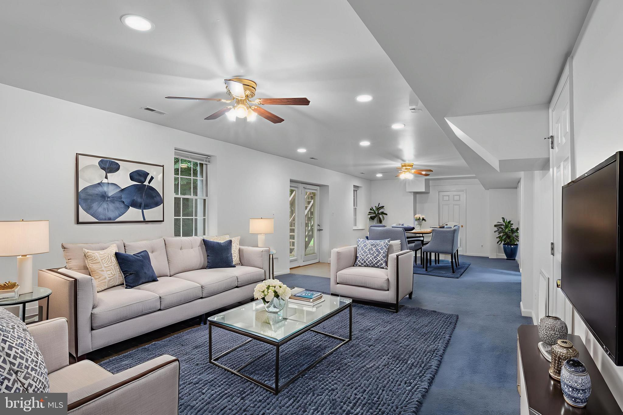 10201 LEATHERLEAF COURT