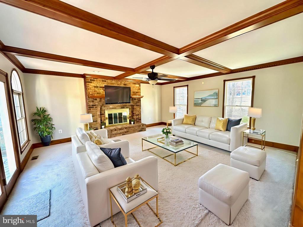 10201 LEATHERLEAF COURT