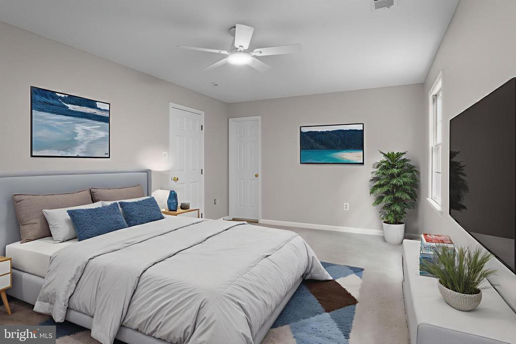 10201 LEATHERLEAF COURT