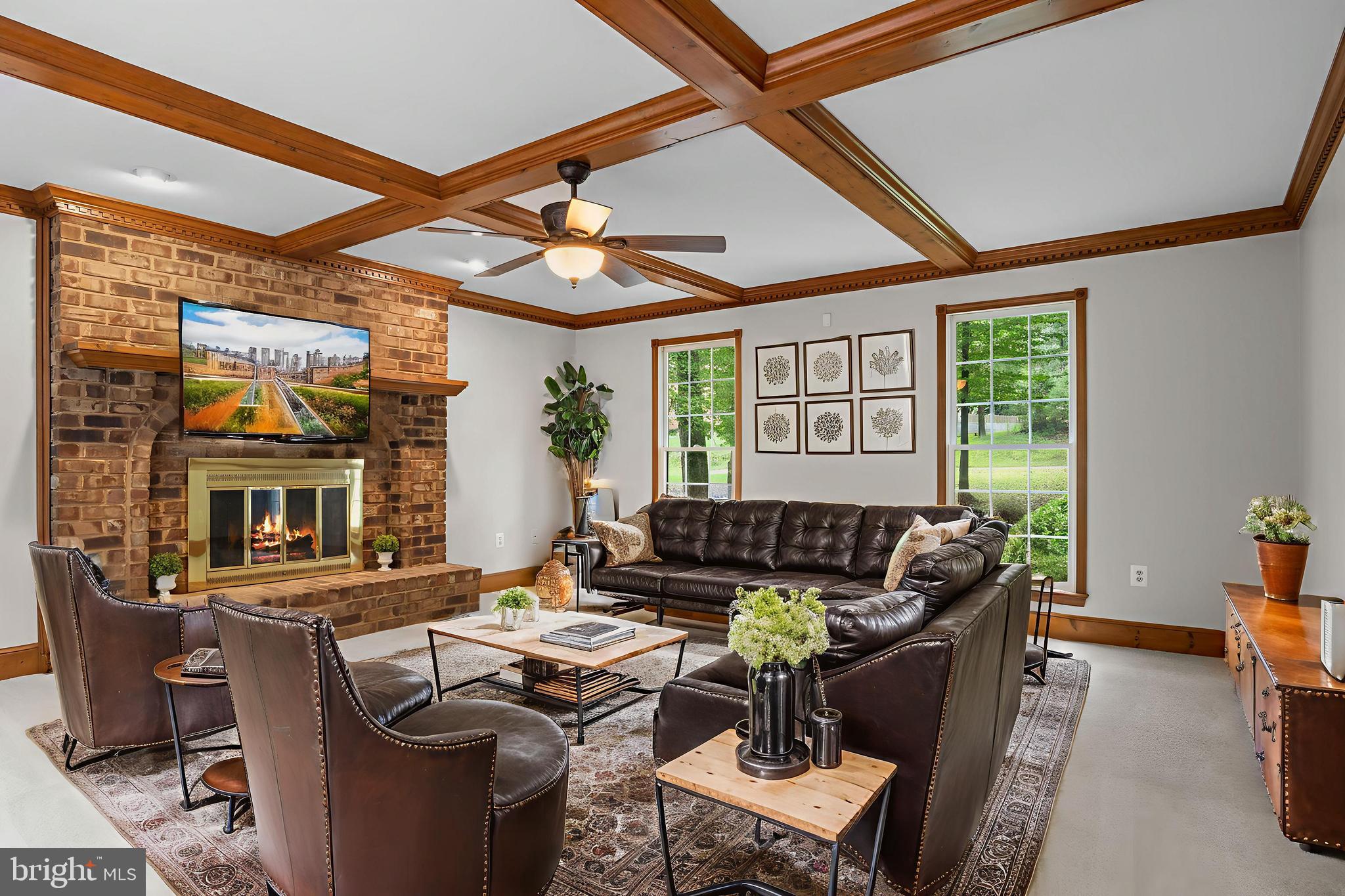 10201 LEATHERLEAF COURT