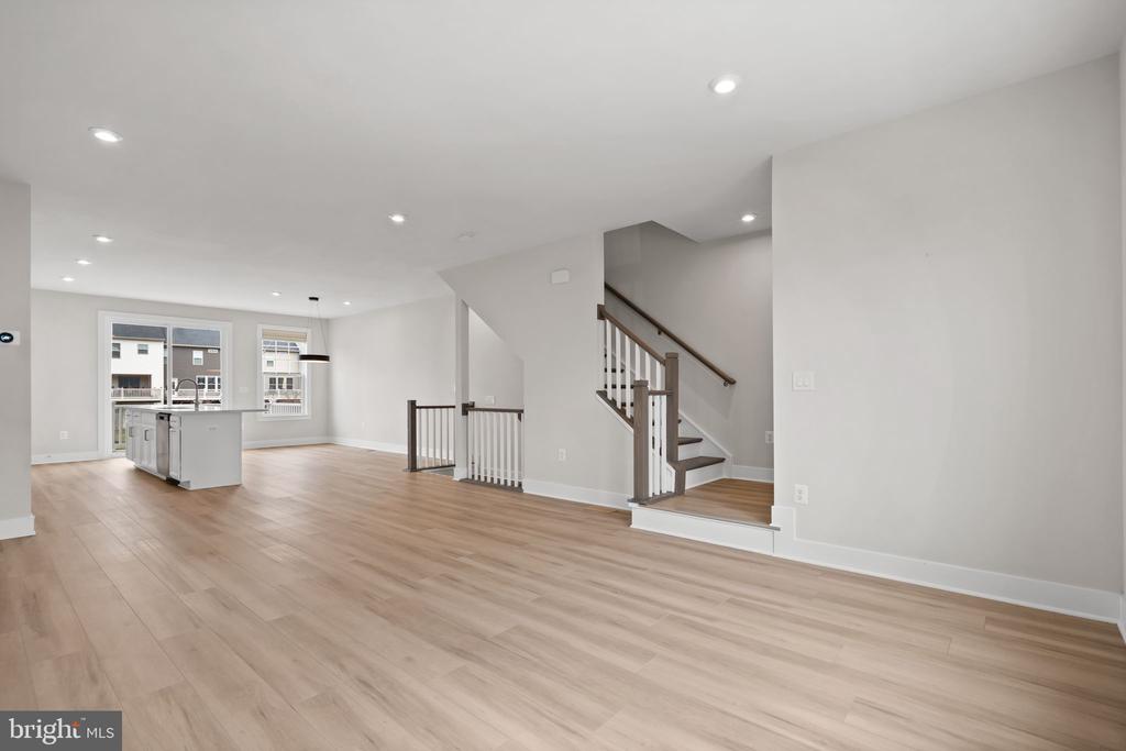 10511 HINTON WAY