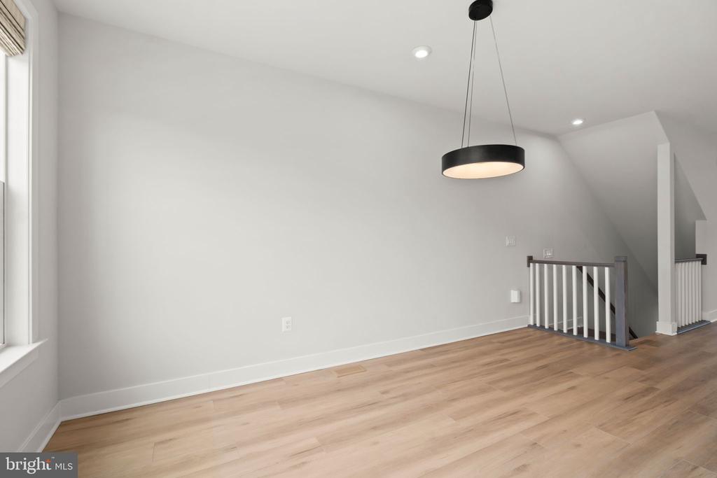 10511 HINTON WAY