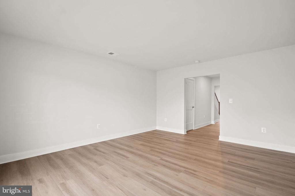 10511 HINTON WAY