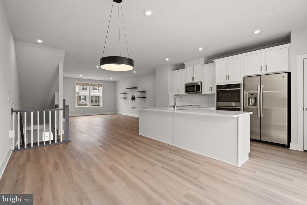 10511 HINTON WAY