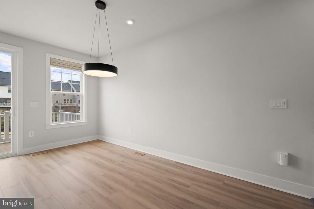 10511 HINTON WAY