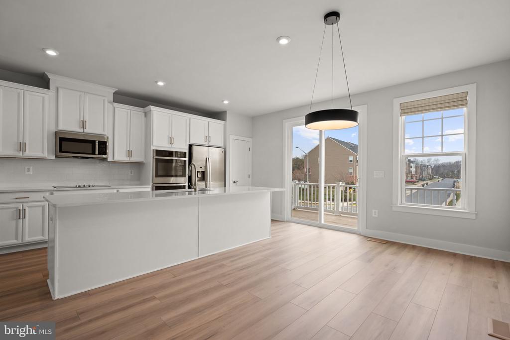 10511 HINTON WAY