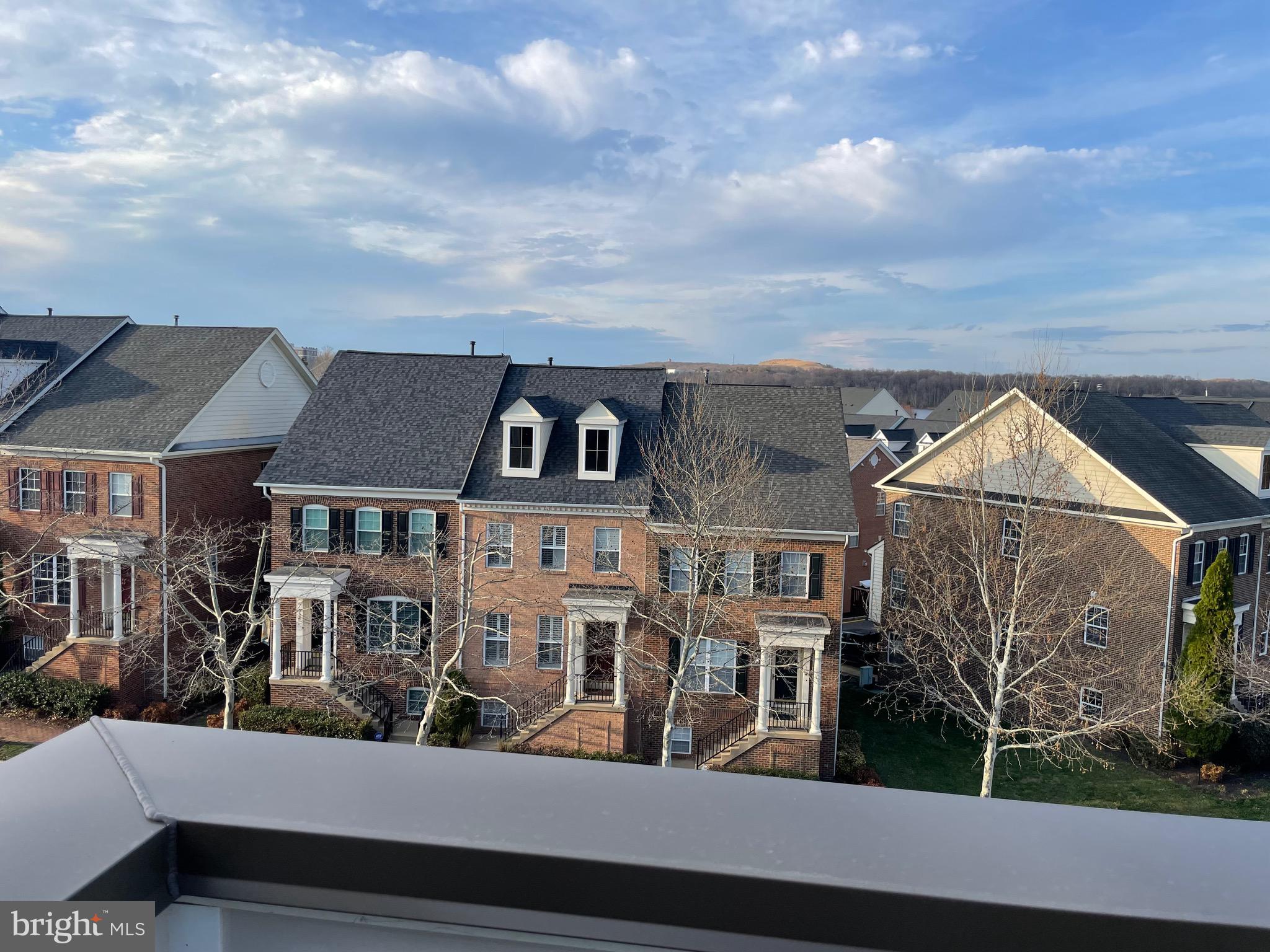 643 BELMONT BAY DRIVE